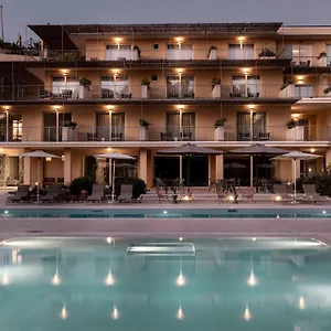 Luna Minoica Suites&apartments Resort